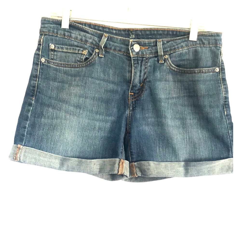 Levi’s jean shorts